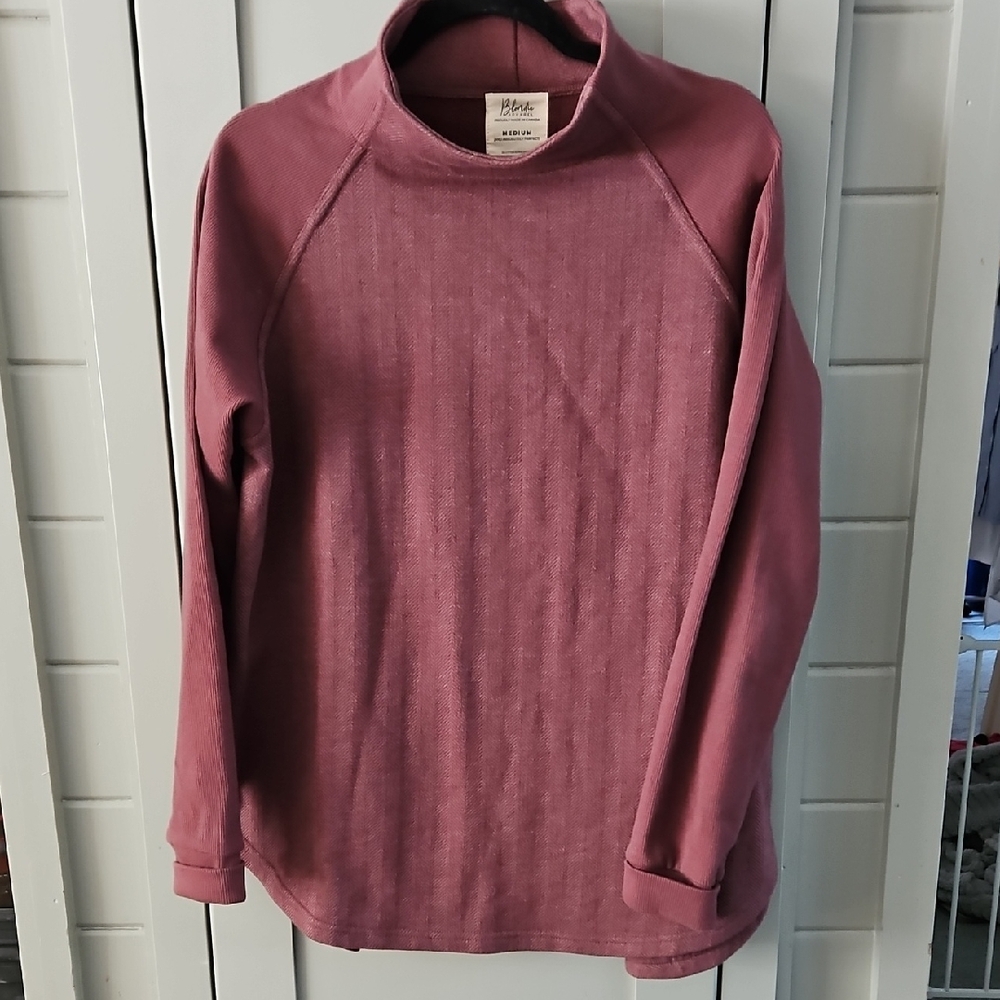 BLONDE APPARELMade In CANADA Mauve Crew Neck textured Sweater Sz LARGE PTP 22.5